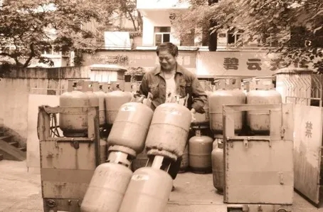 1607327086211639.jpg 640.webp (2).jpg